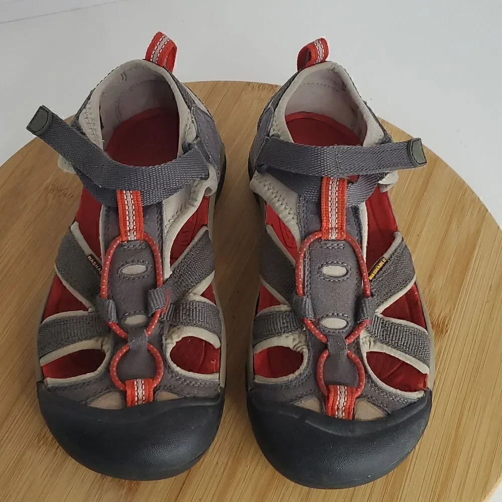 KEEN Venice H2 Gray Waterproof Sport Sandals 1019354 Big Kids Shoe Size 4
